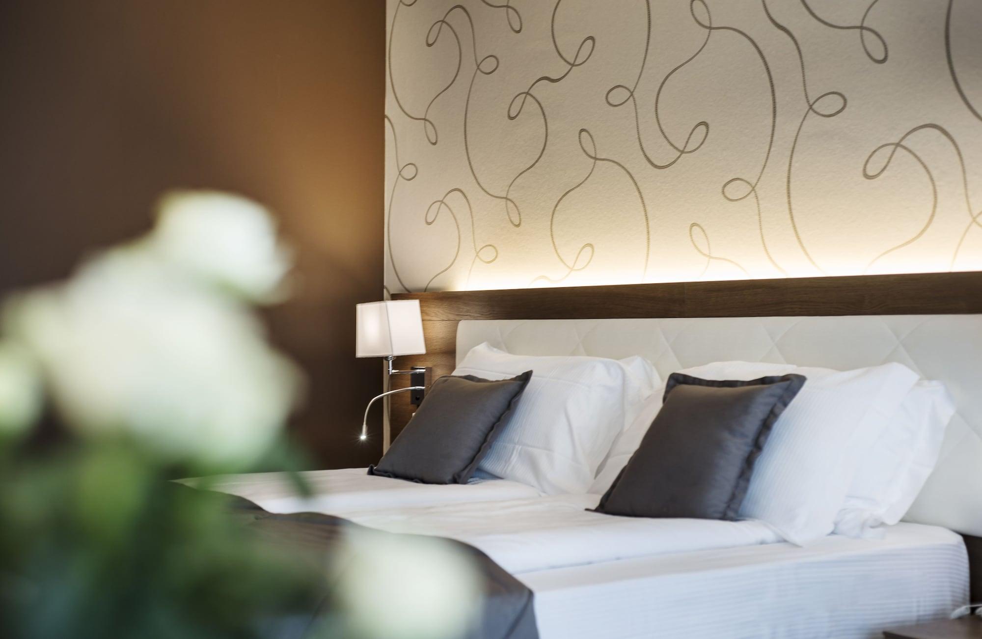 Hotel Bisesti ***S غارْدا المظهر الخارجي الصورة